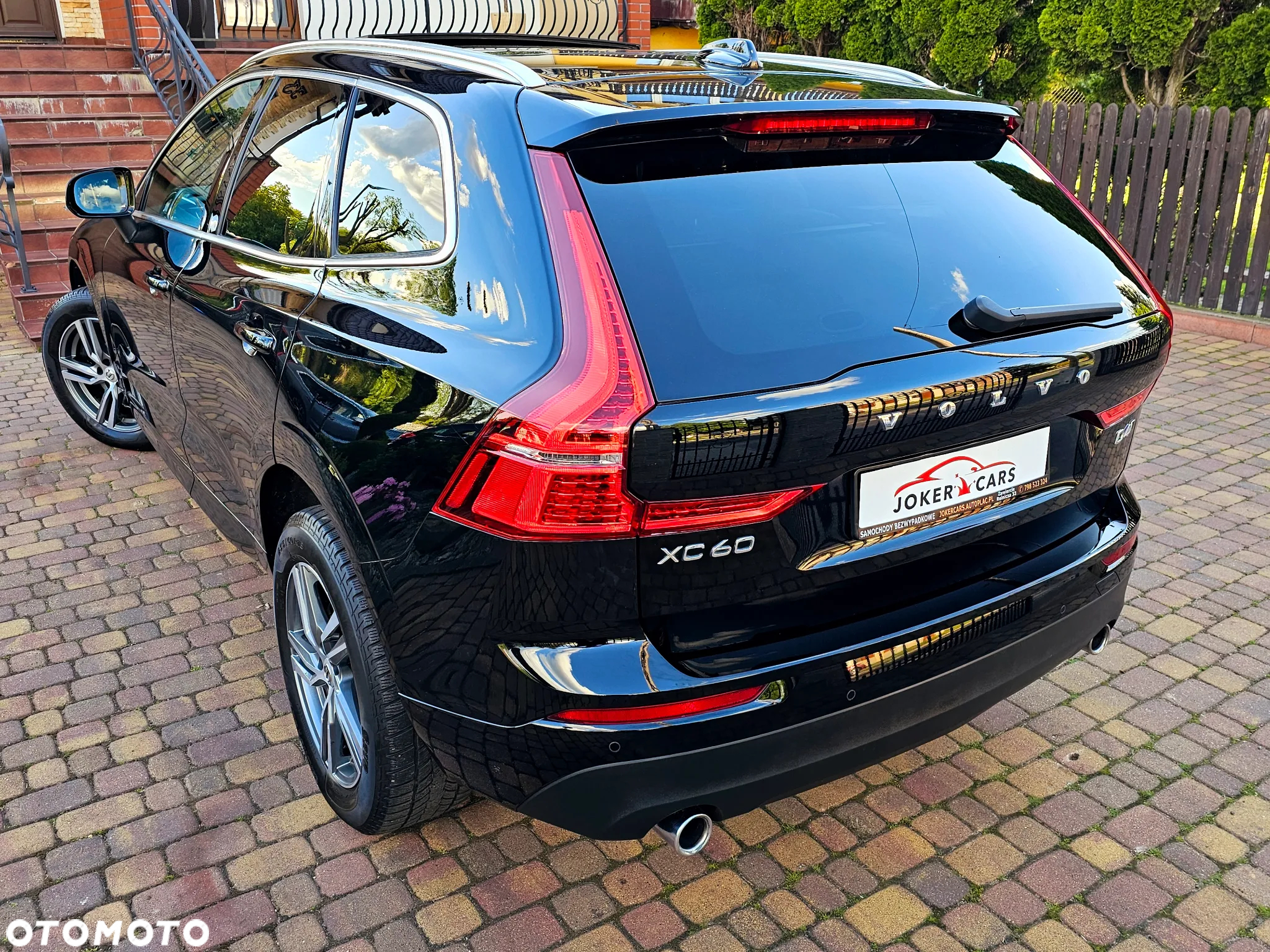 Volvo XC 60 D4 AWD Geartronic Momentum - 24