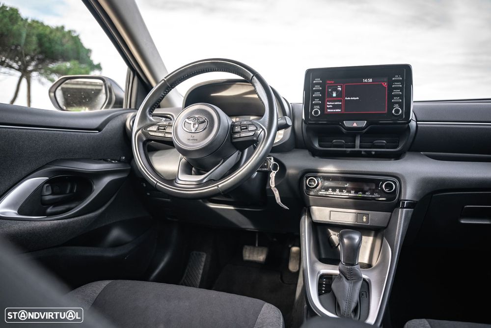 Toyota Yaris - 22