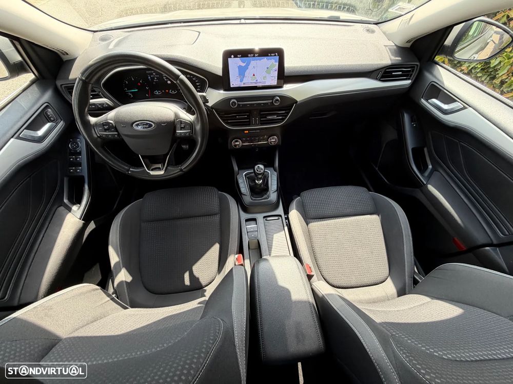 Ford Focus SW 1.5 TDCi EcoBlue Business - 16