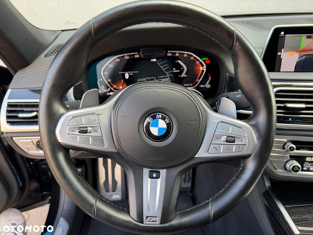 BMW Seria 7 - 11