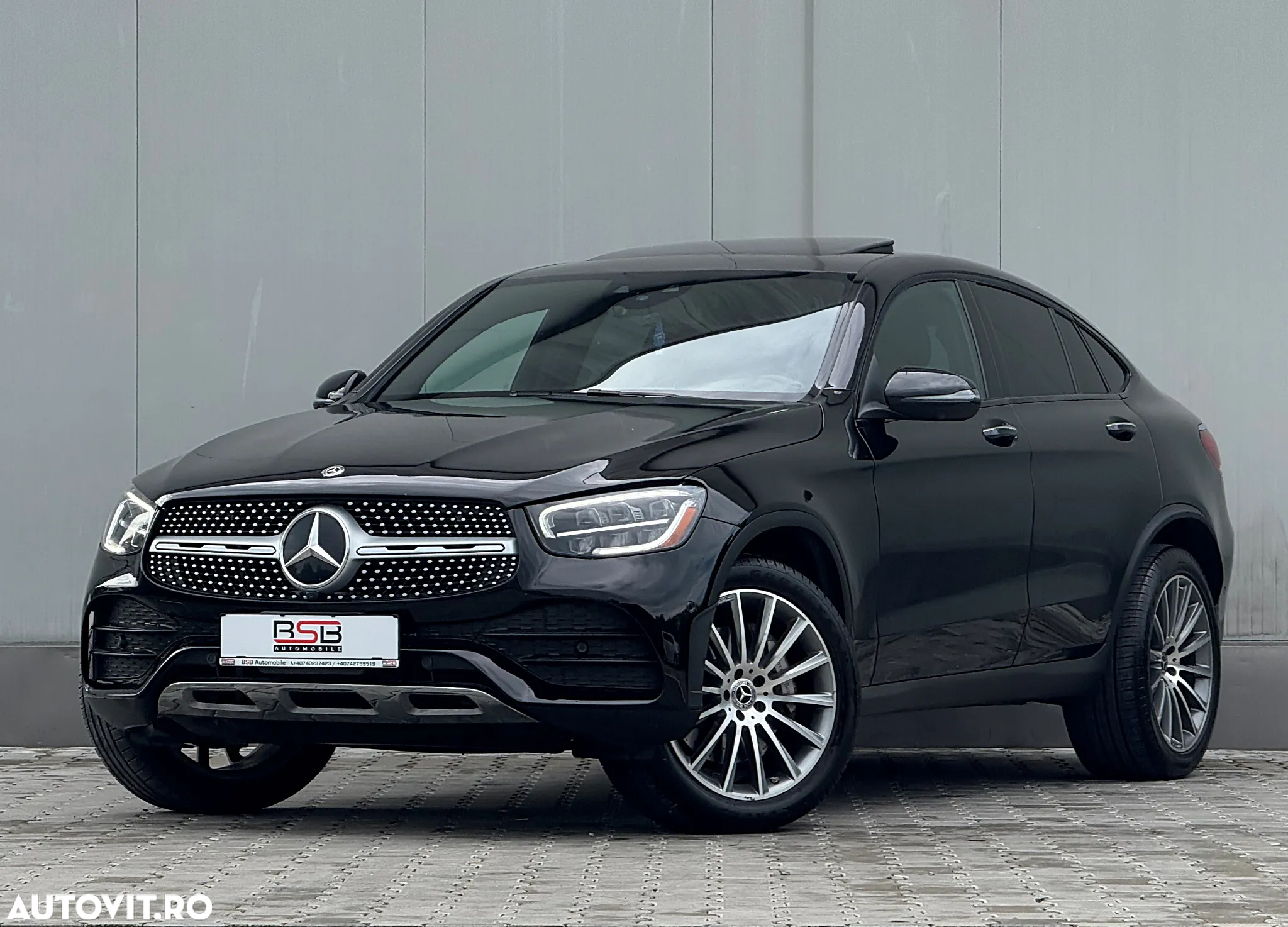 Mercedes-Benz GLC 300 4Matic 9G-TRONIC AMG Line - 3