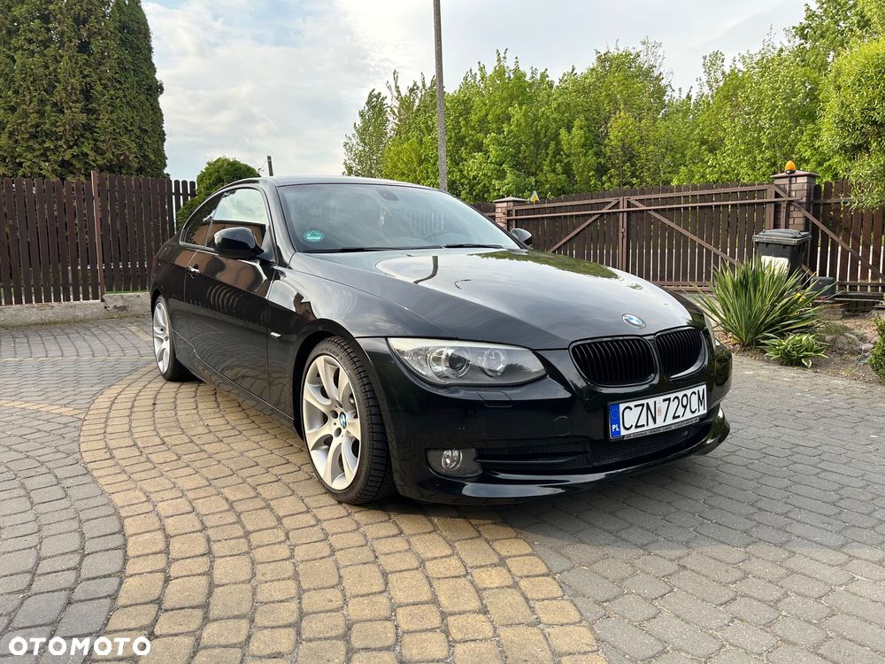 BMW Seria 3 320i M Sport Edition - 1