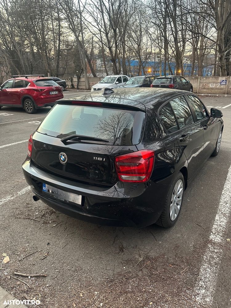 BMW Seria 1 116i - 3