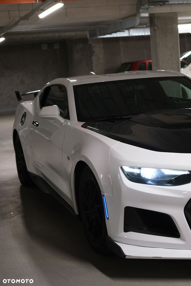 Chevrolet Camaro - 4