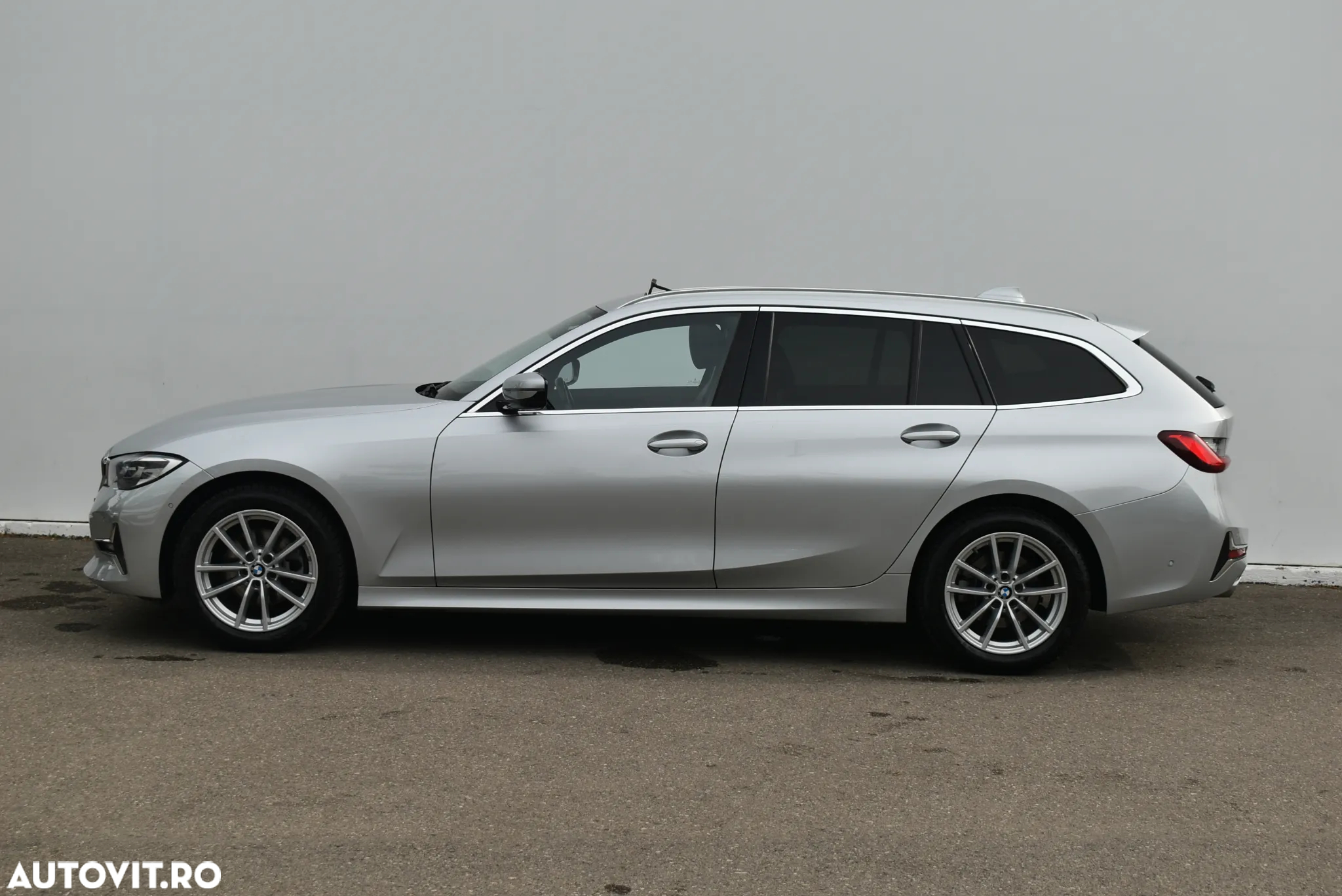 BMW Seria 3 320d xDrive AT MHEV - 12