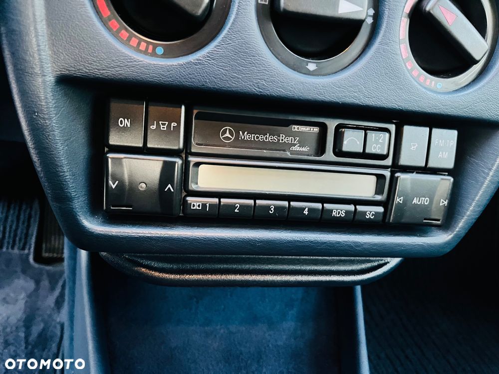 Mercedes-Benz W201 (190) - 23