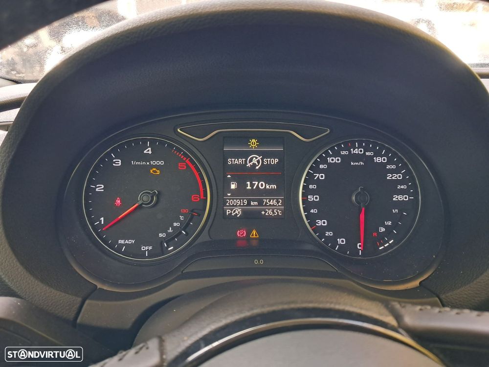 Audi A3 Sportback 1.6 TDI Advance S tronic - 6