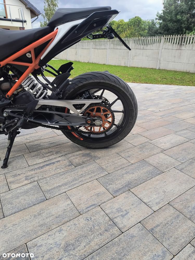 KTM Duke 125 - 8