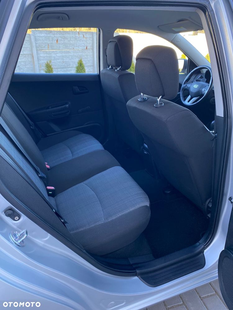 Kia Ceed 1.4 CVVT Attract - 28