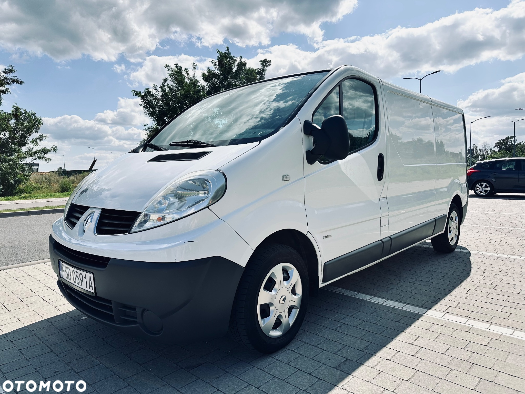 Renault Trafic - 8