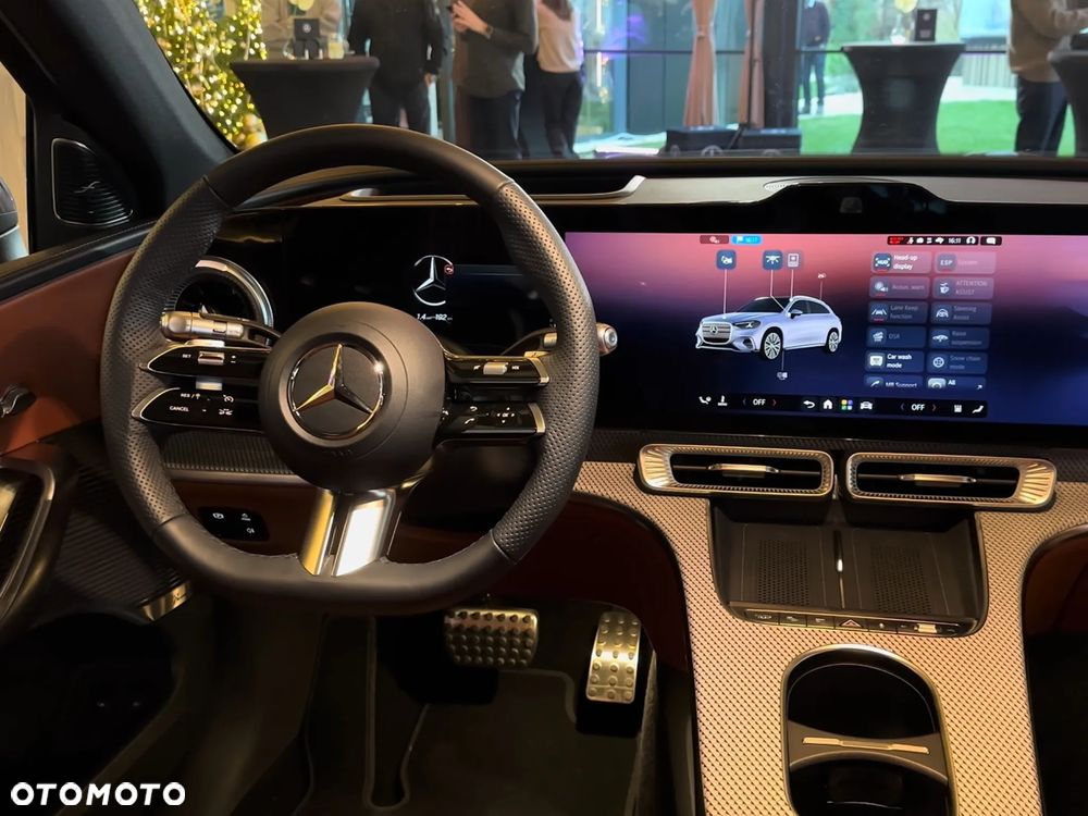 Mercedes-Benz GLC - 22