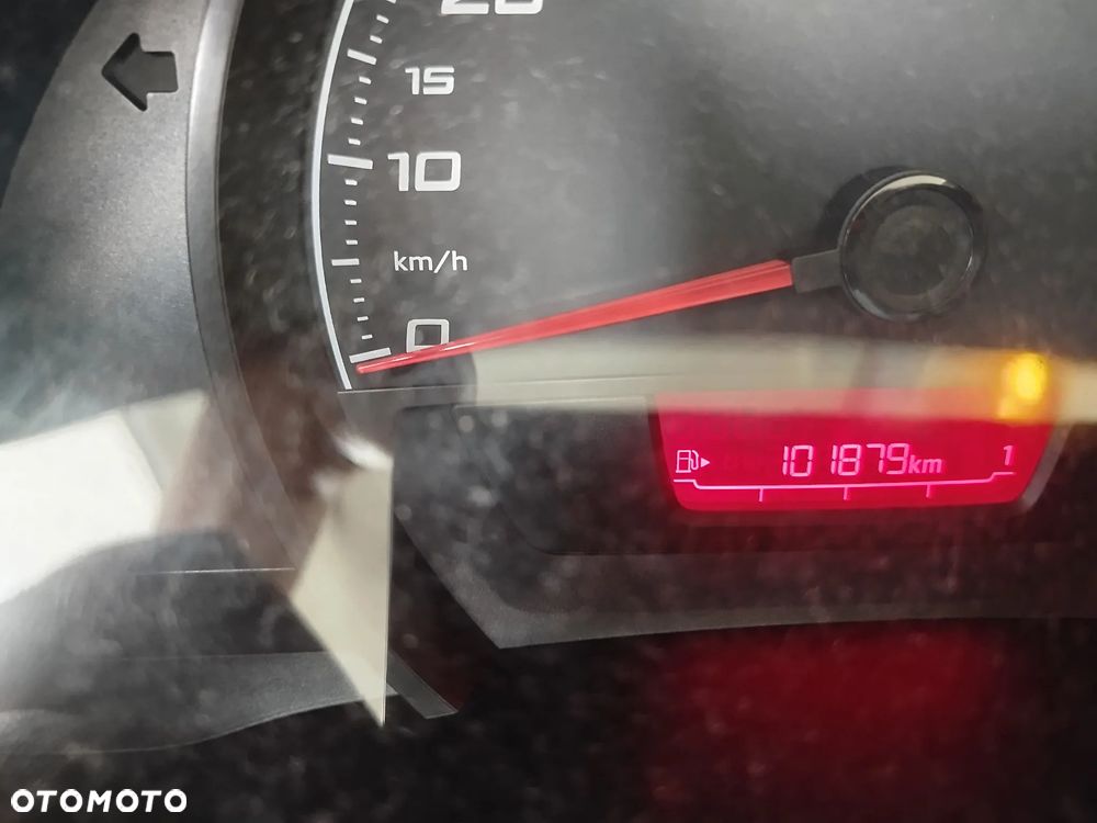 Seat Mii 1.0 by Mango - 2