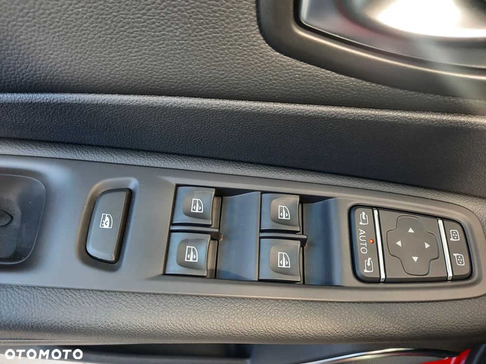 Renault Captur (ENERGY) TCe 90 BOSE EDITION - 15
