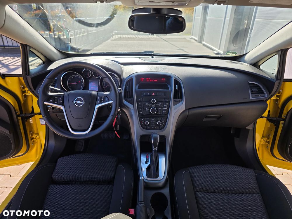 Opel Astra - 25
