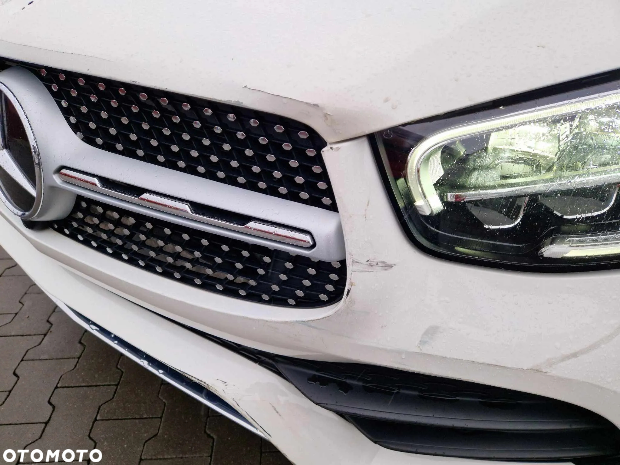 Mercedes-Benz GLC 300 4Matic 9G-TRONIC AMG Line Plus - 19