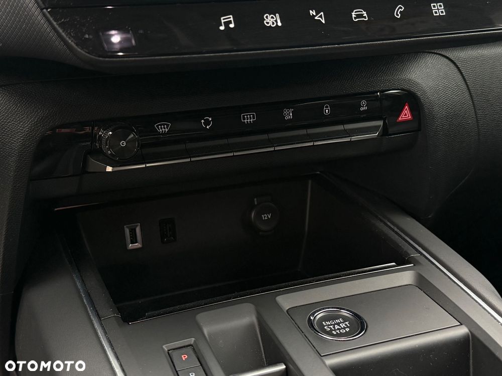 Citroën C5 Aircross 1.2 PureTech Live EAT8 - 25