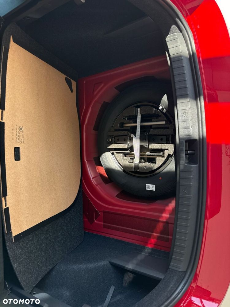 Skoda Scala 1.5 TSI Drive DSG - 25