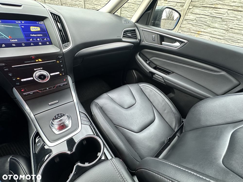 Ford S-Max 2.0 EcoBlue Titanium - 21