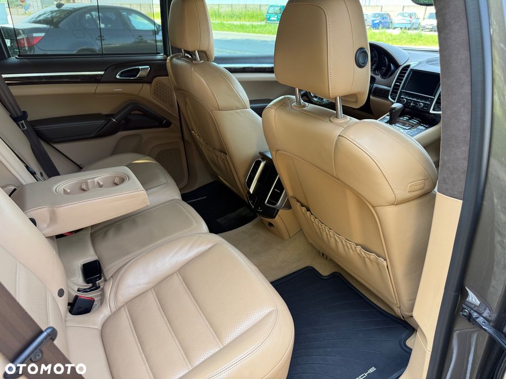 Porsche Cayenne GTS Tiptronic S - 16