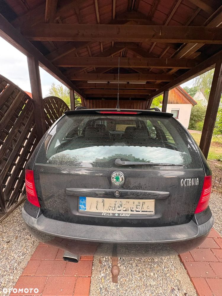 Skoda Octavia 1.8 T RS - 3