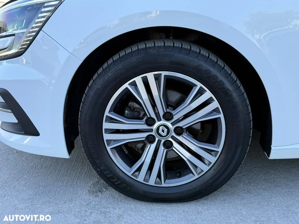 Renault Megane - 11