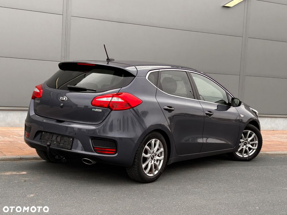 Kia Ceed 1.6 CRDi L - 6