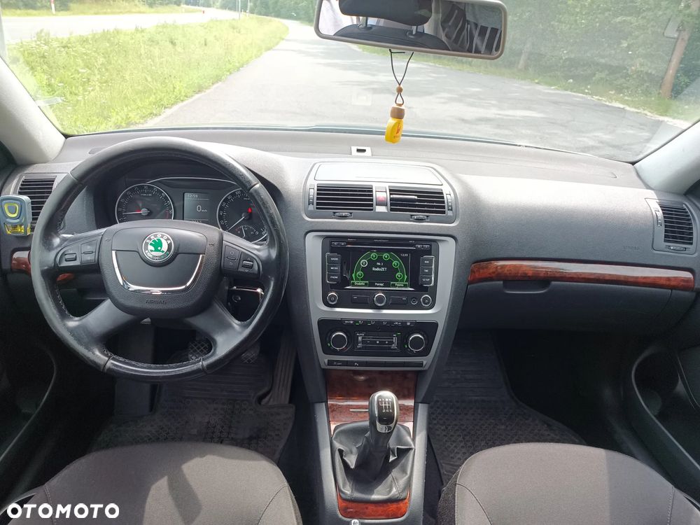Skoda Octavia 2.0 TDI DPF Elegance - 10