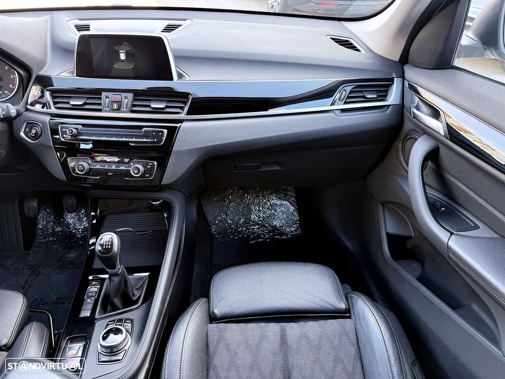 BMW X1 16 d sDrive Line Sport - 12