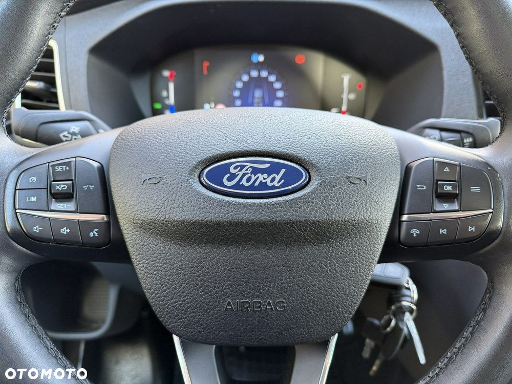 Ford Transit - 17