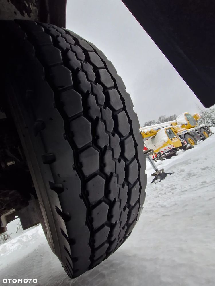 Liebherr LTM 1055-3.2 - 31