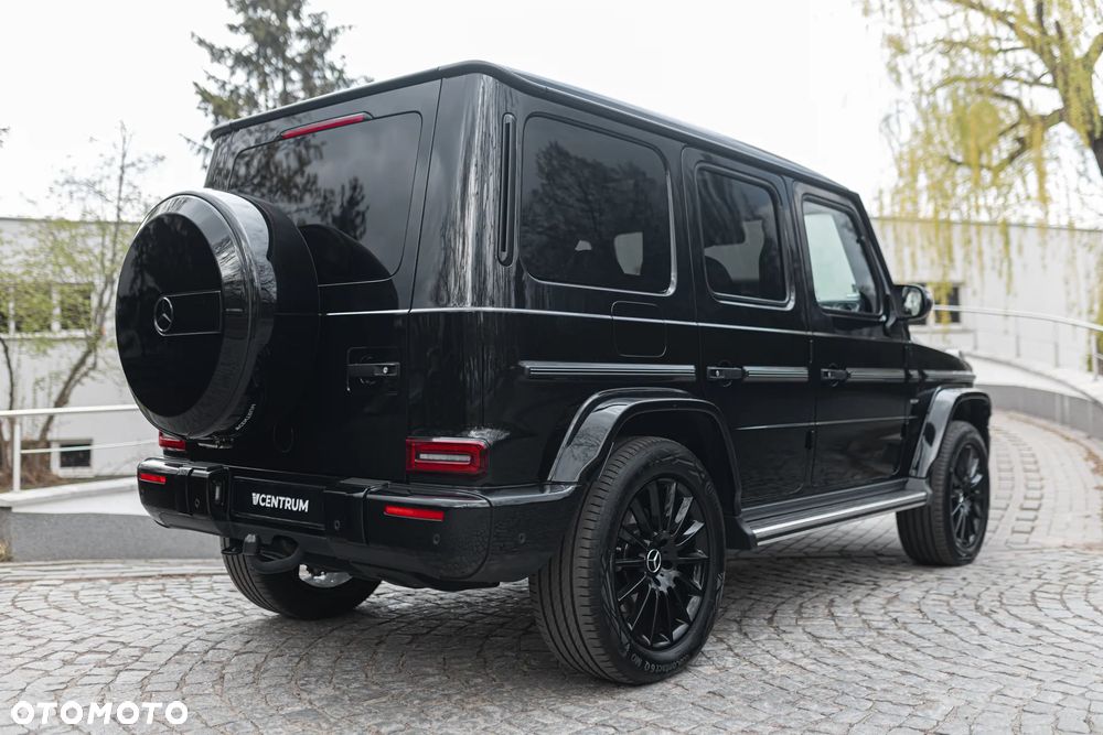 Mercedes-Benz Klasa G 400 d Stronger Than Time Edition - 16