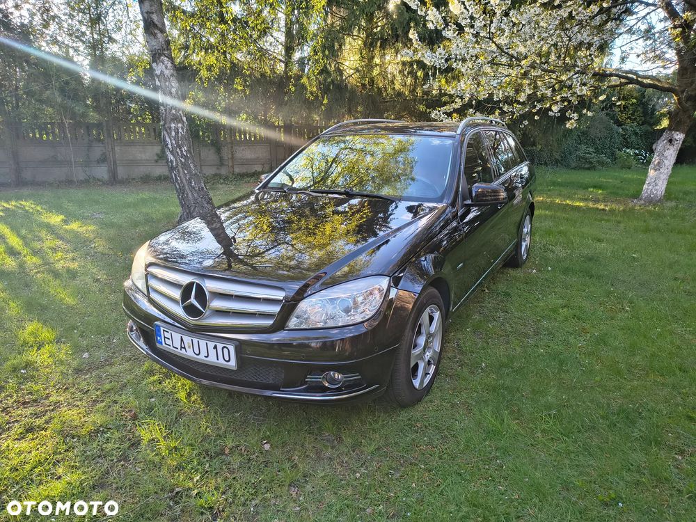 Mercedes-Benz Klasa C 220 CDI DPF (BlueEFFICIENCY) Avantgarde - 2