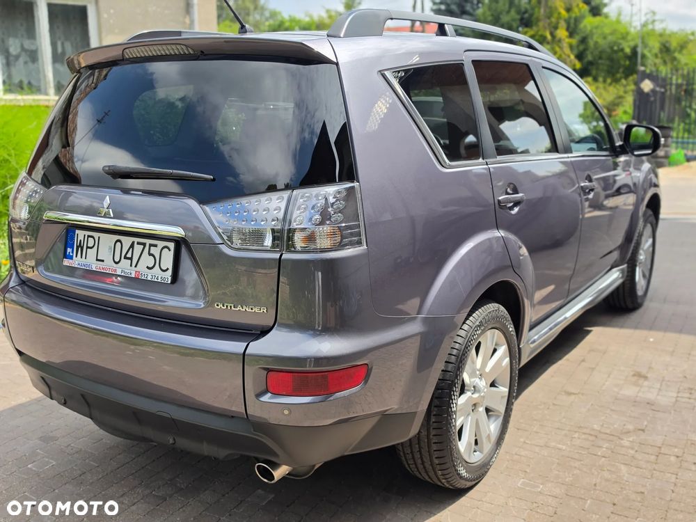 Mitsubishi Outlander - 15