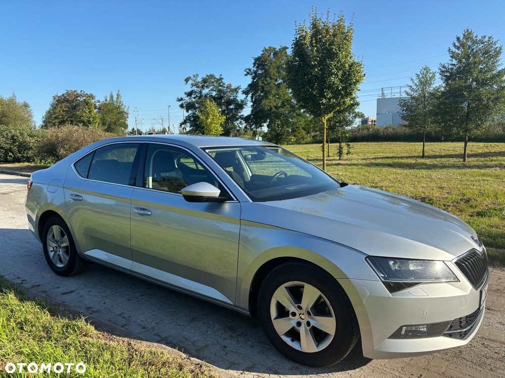 Skoda Superb 1.6 TDI Ambition - 18