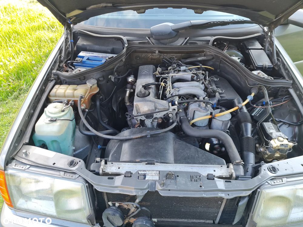 Mercedes-Benz W124 (1984-1993) - 25