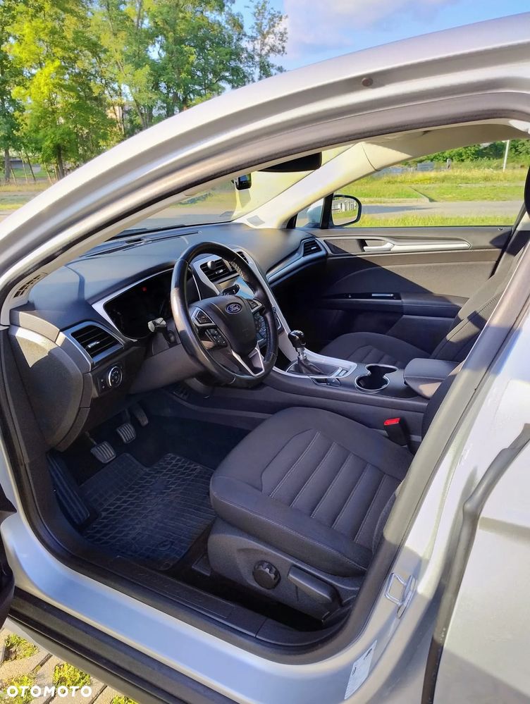 Ford Mondeo 2.0 TDCi Trend - 10