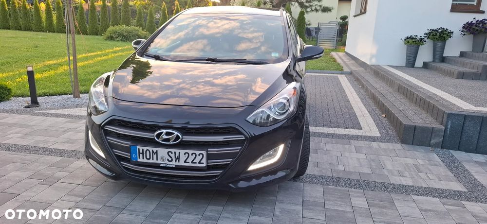 Hyundai i30 1.6 CRDI Passion Plus - 1