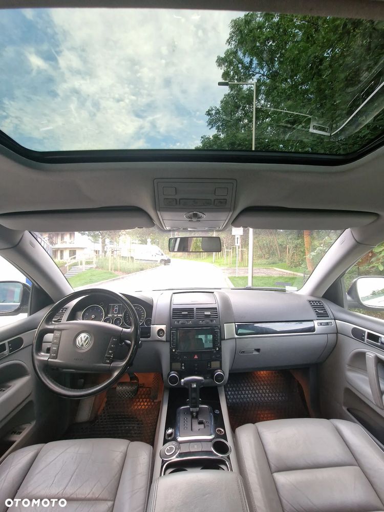 Volkswagen Touareg - 12