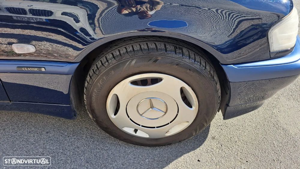 Mercedes-Benz C 180 Classic - 13