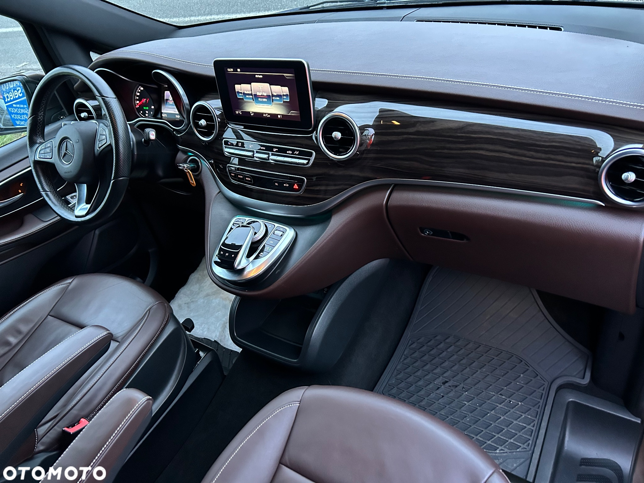 Mercedes-Benz Klasa V 250 d 4-Matic 7G-Tronic (d³ugi) - 24