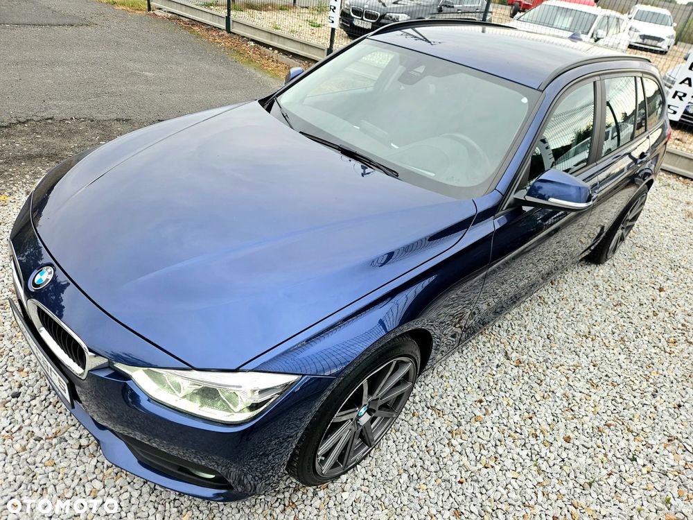 BMW Seria 3 320d Sport Line - 13