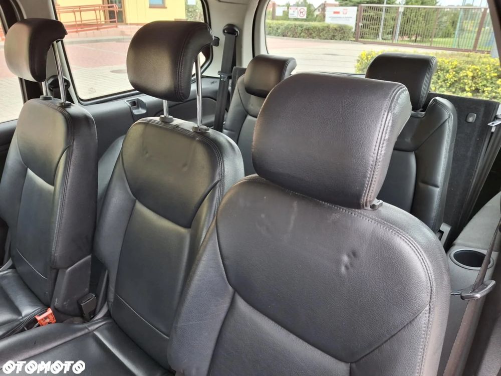 Ford Galaxy - 25