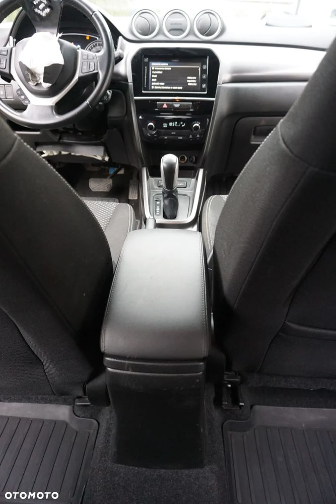 Suzuki Vitara 1.4 Boosterjet Premium 2WD - 22