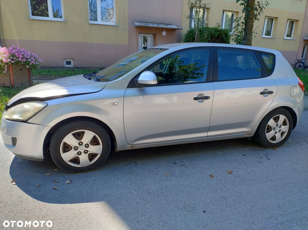 Kia Ceed 1.6 Crdi Comfort - 5