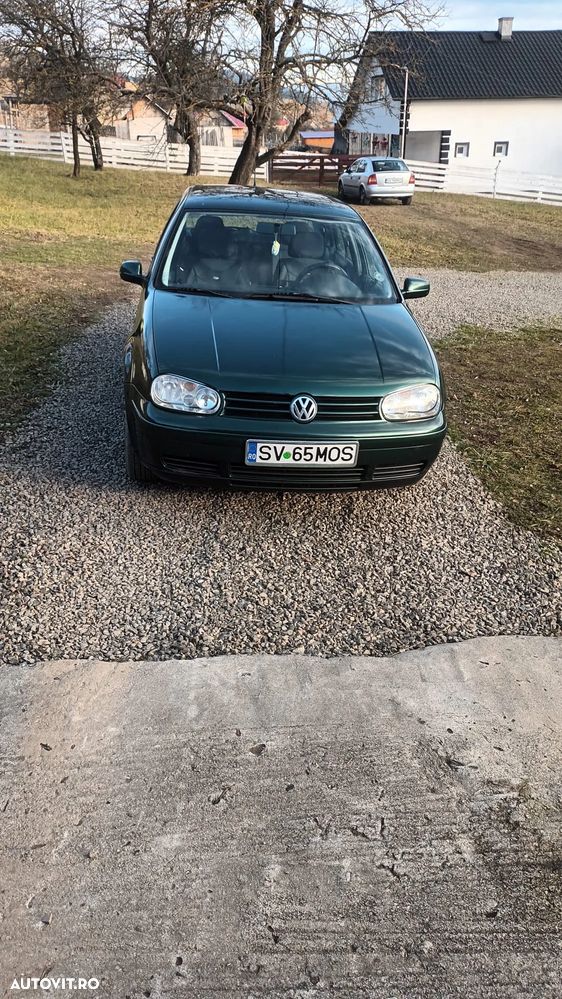 Volkswagen Golf - 3