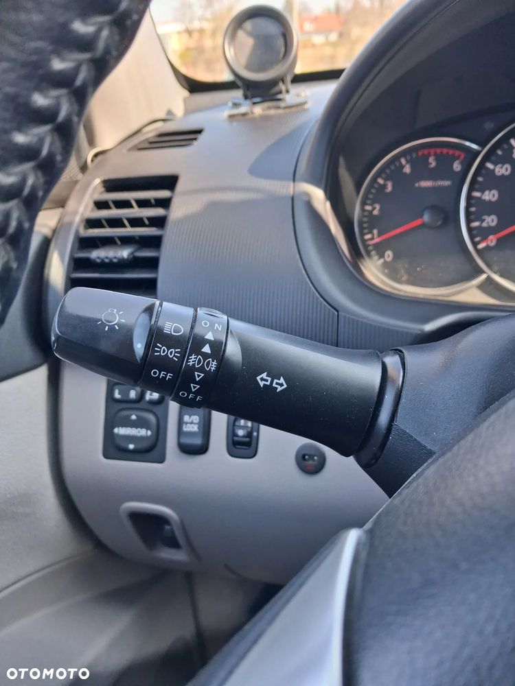 Mitsubishi Pajero Sport - 17