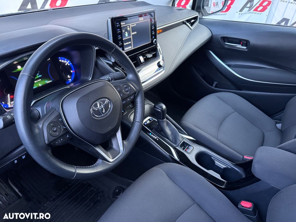 Toyota Corolla 1.8 HSD Active - 18