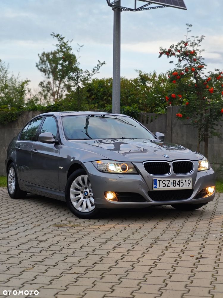 BMW Seria 3 318i Edition Lifestyle - 10