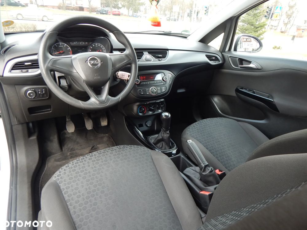 Opel Corsa 1.4 16V Cosmo - 13