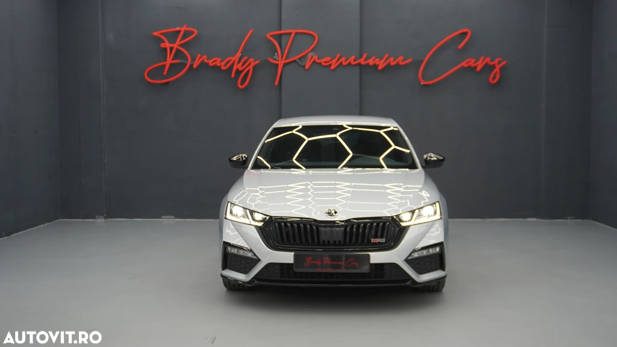 Skoda Octavia 2.0 TSI DSG RS - 4